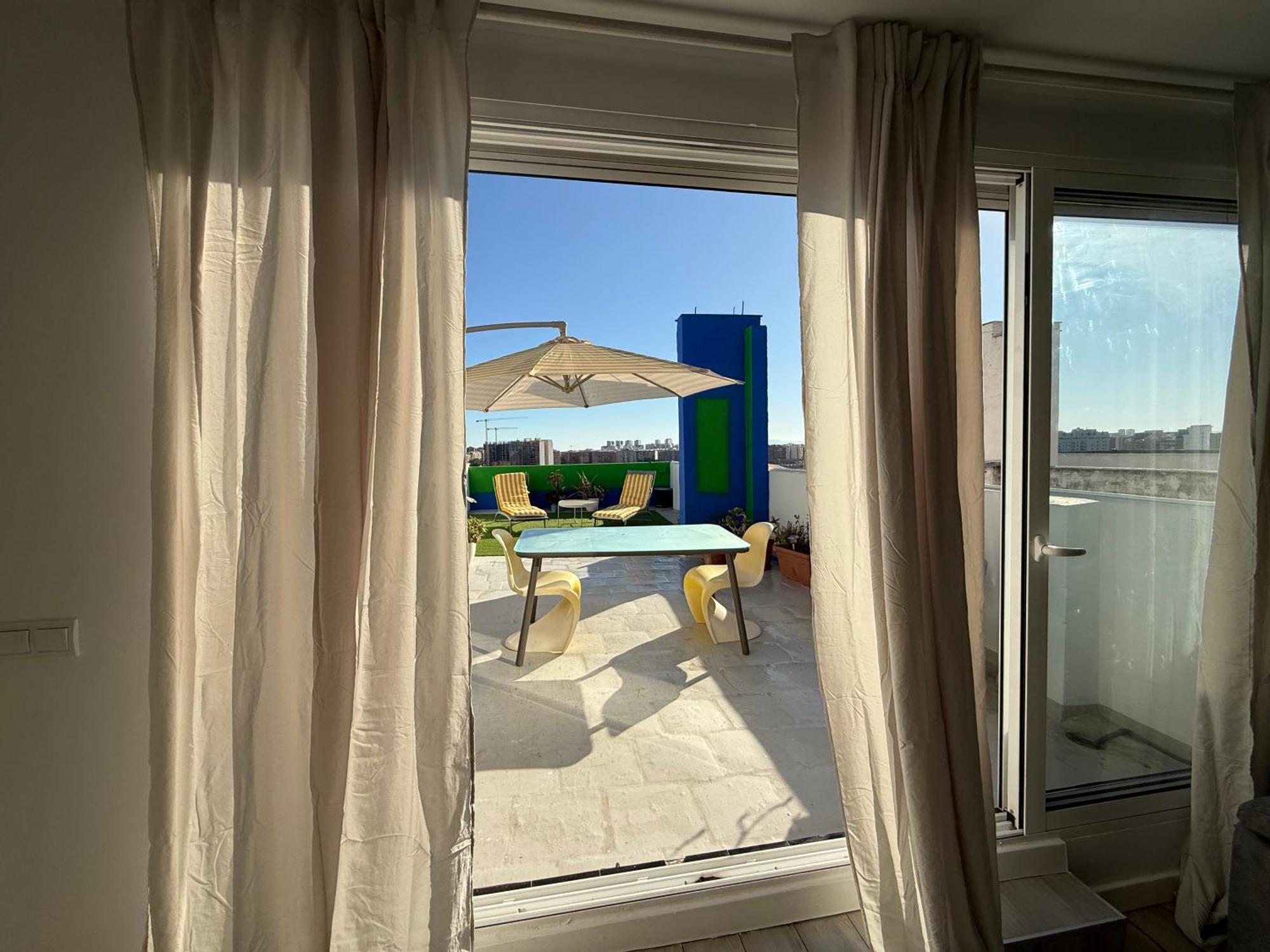 Apartament Petite Penthouse With The Sunniest Terrace In Walencja Zewnętrze zdjęcie