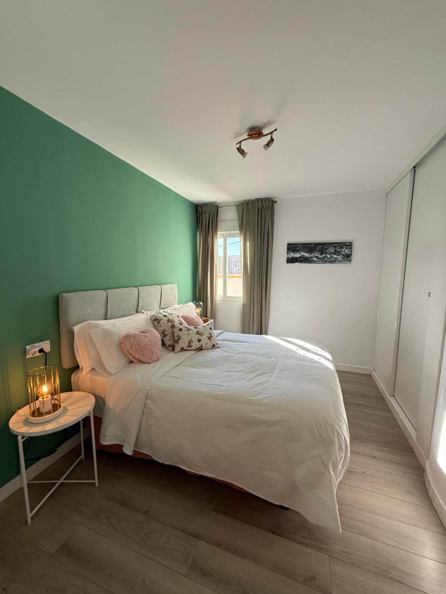 Apartament Petite Penthouse With The Sunniest Terrace In Walencja Zewnętrze zdjęcie
